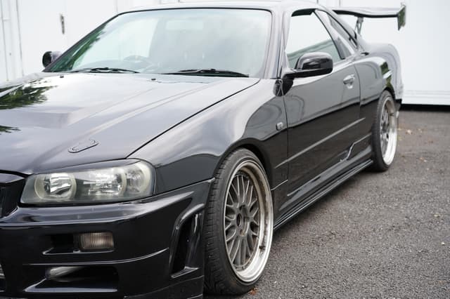 1998 Nissan Skyline JDM car for sale — photo 11 of 25