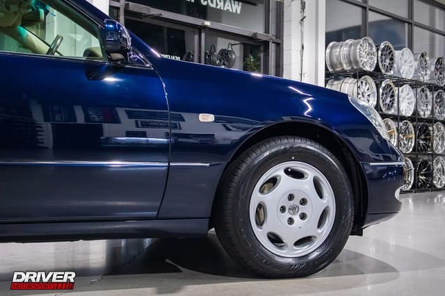 2001 Toyota Celsior JDM car for sale — photo 23 of 25