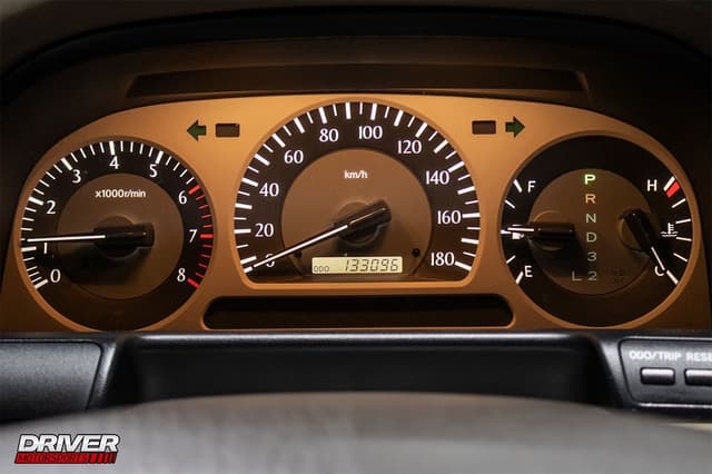 2000 Toyota Crown JDM car for sale — photo 18 of 25