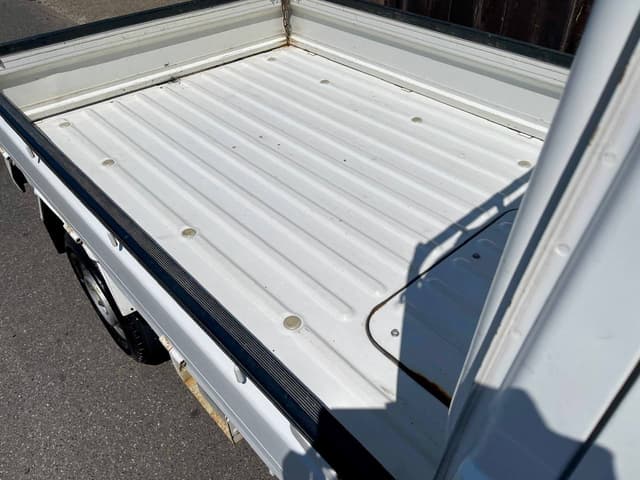 1999 Daihatsu Hijet JDM car for sale — photo 13 of 25
