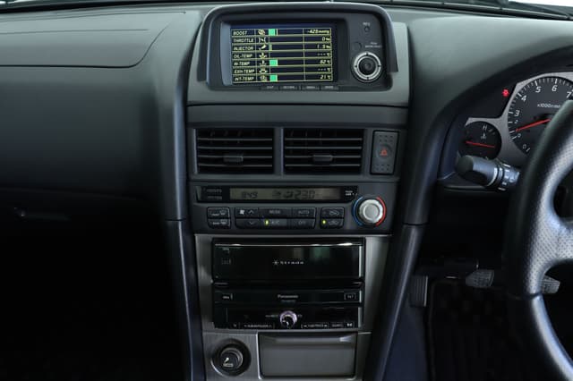 1999 Nissan Skyline JDM car for sale — photo 19 of 25