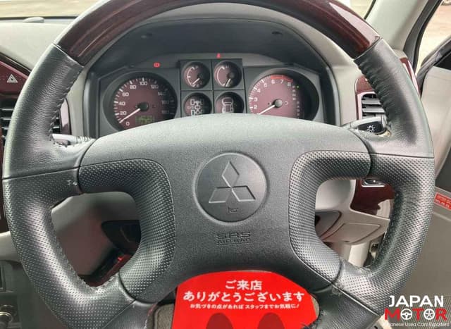 2000 Mitsubishi Pajero JDM car for sale — photo 16 of 19