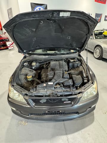 1998 Toyota Altezza JDM car for sale — photo 14 of 25