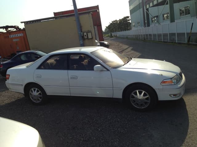 1997 Toyota Mark II JDM car for sale — photo 3 of 5