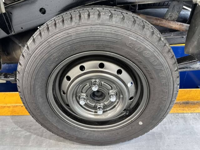 1997 Suzuki Carry JDM car for sale — photo 21 of 25