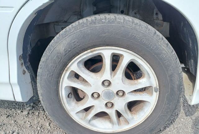 2001 Daihatsu Atrai JDM car for sale — photo 12 of 25