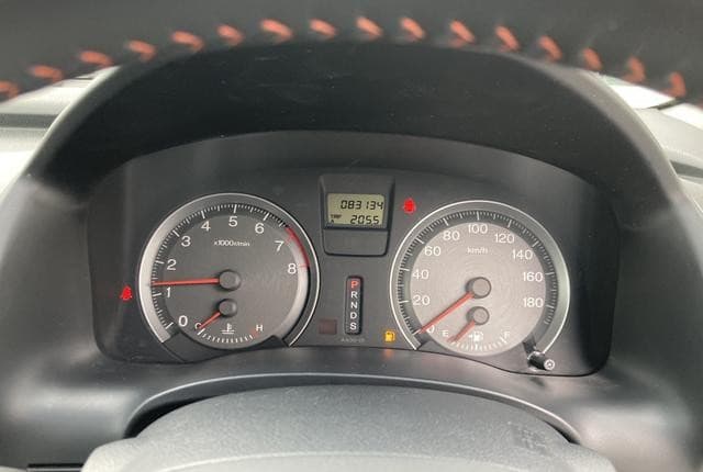 2010 Honda Stream JDM car for sale — photo 4 of 25