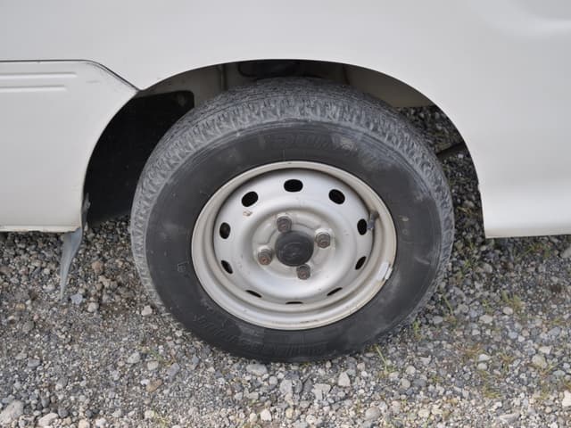 2002 Daihatsu Hijet JDM car for sale — photo 24 of 25
