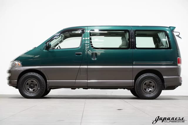1997 Toyota HiAce JDM car for sale — photo 4 of 25