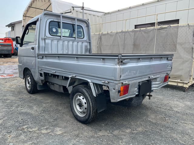 2002 Daihatsu Hijet JDM car for sale — photo 5 of 25