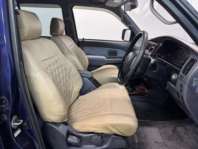 1996 Toyota Hilux JDM car for sale — photo 24 of 25