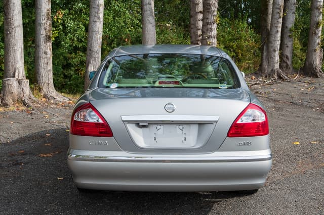 2001 Nissan Cima JDM car for sale — photo 5 of 15