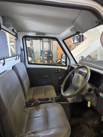 2001 Mitsubishi Minicab JDM car for sale — photo 8 of 19