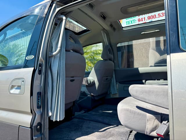1998 Mitsubishi Delica JDM car for sale — photo 18 of 23