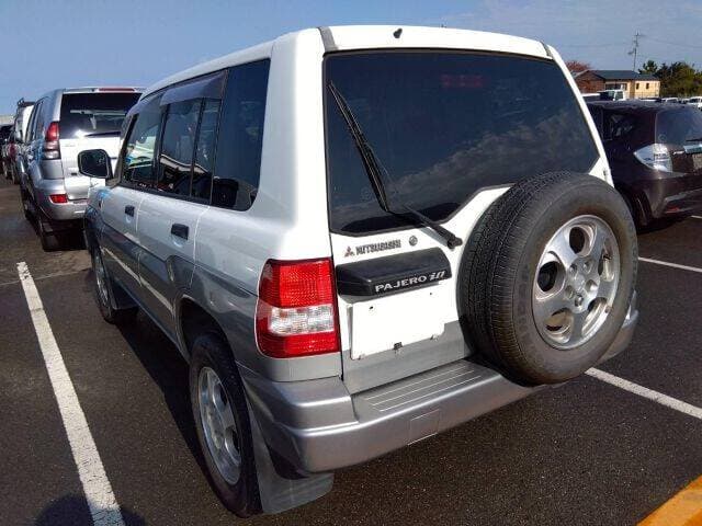 1999 Mitsubishi Pajero JDM car for sale — photo 2 of 8
