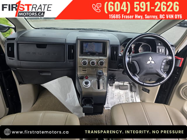 2007 Mitsubishi Delica JDM car for sale — photo 16 of 21