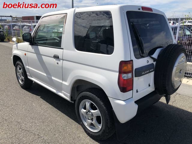 2001 Mitsubishi Pajero JDM car for sale — photo 3 of 19