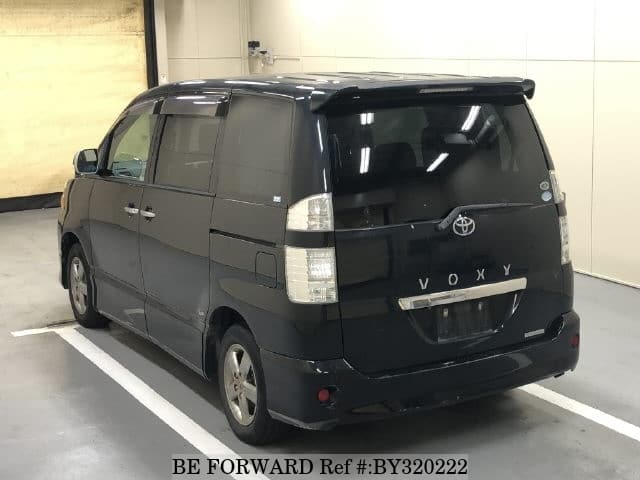 2006 Toyota Voxy JDM car for sale — photo 4 of 4