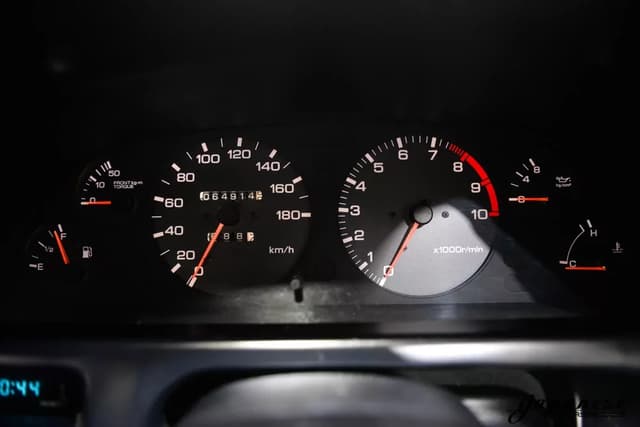 1993 Nissan Skyline JDM car for sale — photo 13 of 25