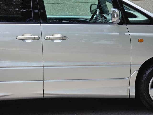2000 Toyota Estima JDM car for sale — photo 6 of 25