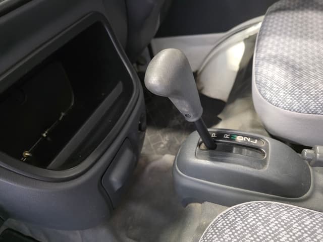 2008 Daihatsu Hijet JDM car for sale — photo 9 of 13
