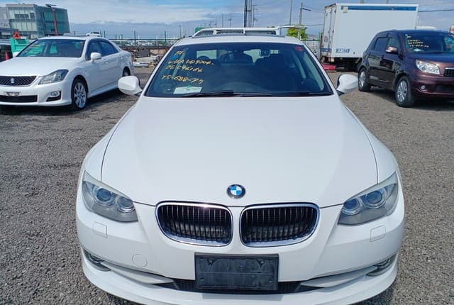 2011 Bmw 3 Series JDM car for sale — photo 8 of 25