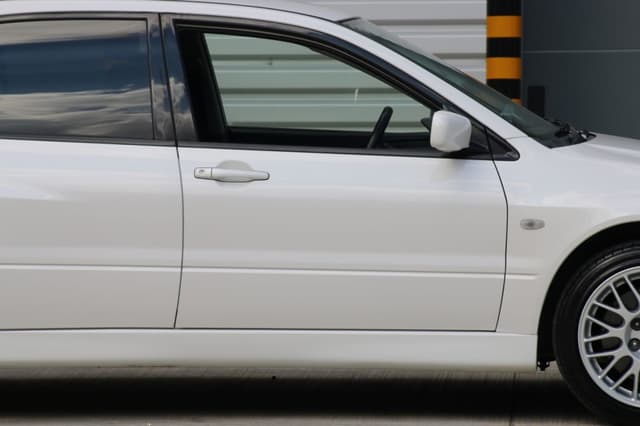 2002 Mitsubishi Lancer Evolution JDM car for sale — photo 9 of 25