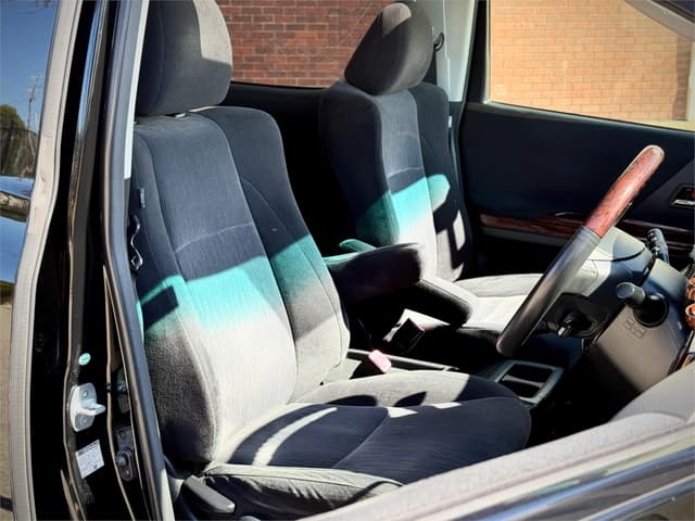 2012 Toyota Alphard JDM car for sale — photo 22 of 25