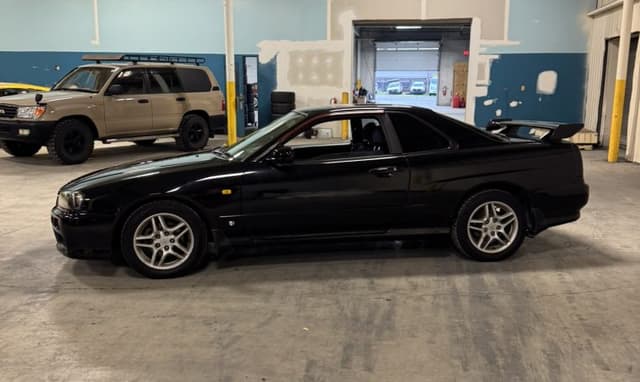 2000 Nissan Skyline JDM car for sale — photo 16 of 25