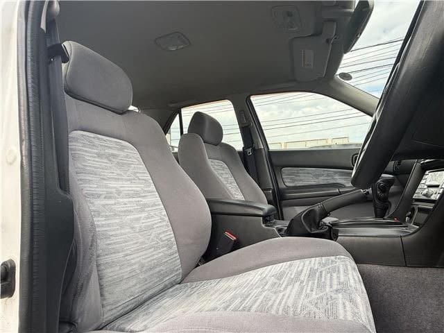 2001 Nissan Skyline JDM car for sale — photo 17 of 25