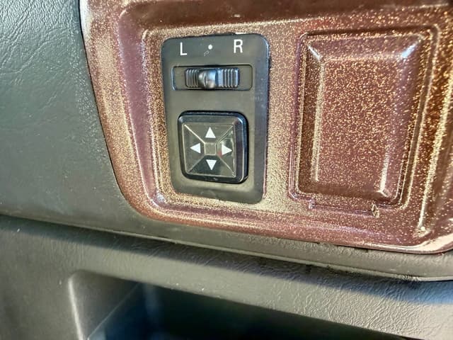 1999 Mitsubishi Town Box JDM car for sale — photo 25 of 25