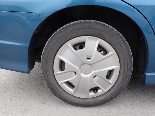 2011 Honda Fit JDM car for sale — photo 11 of 25
