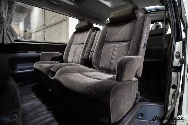 1994 Toyota HiAce JDM car for sale — photo 20 of 25