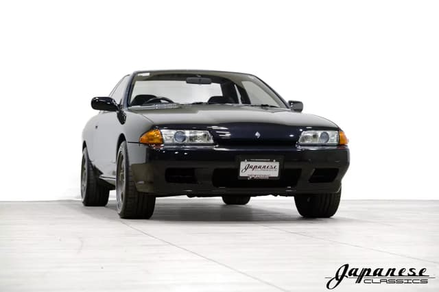 1991 Nissan Skyline JDM car for sale — photo 3 of 25