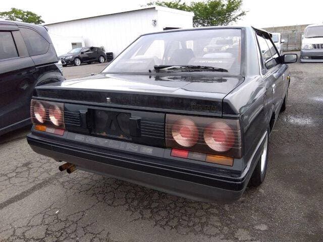 1988 Nissan Skyline JDM car for sale — photo 6 of 8
