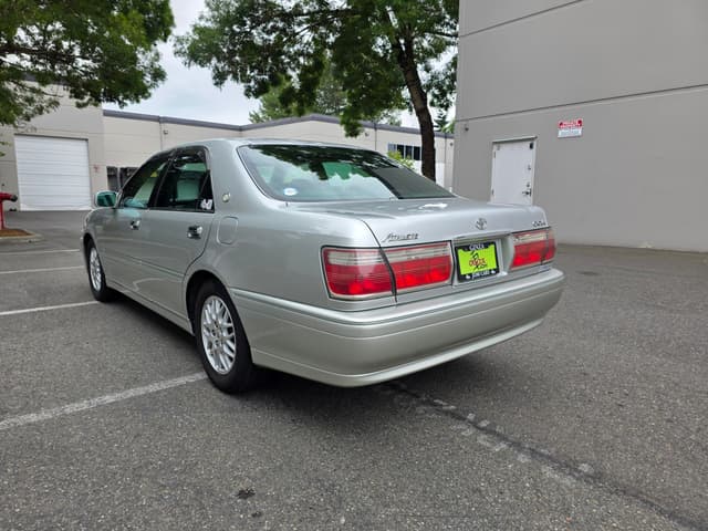2000 Toyota Crown JDM car for sale — photo 7 of 13