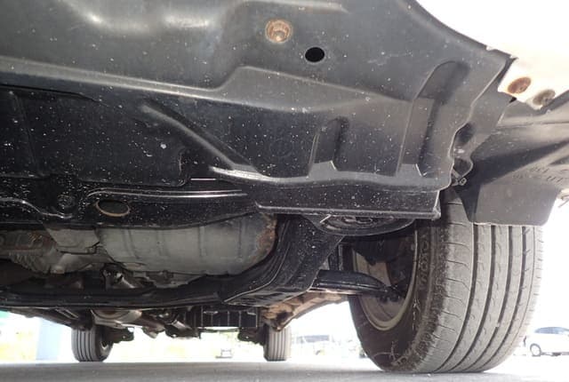 2001 Toyota Estima JDM car for sale — photo 14 of 25