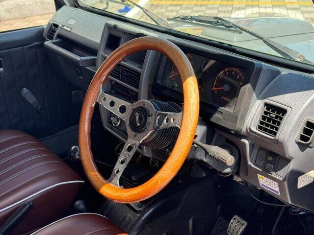 1990 Suzuki Jimny JDM car for sale — photo 3 of 12