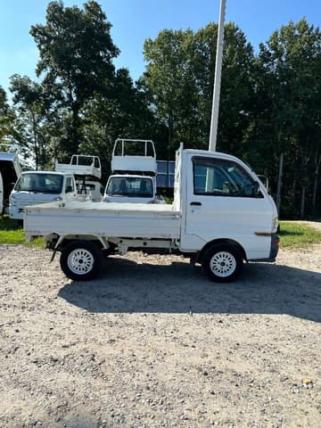 1998 Mitsubishi Minicab JDM car for sale — photo 5 of 25