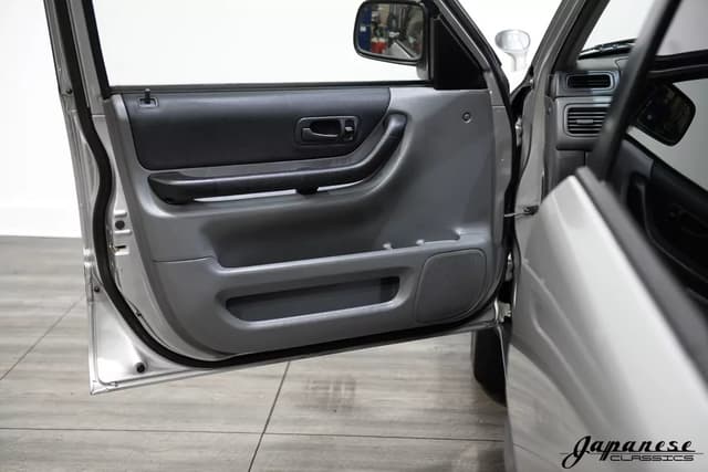 1996 Honda CR-V JDM car for sale — photo 18 of 25