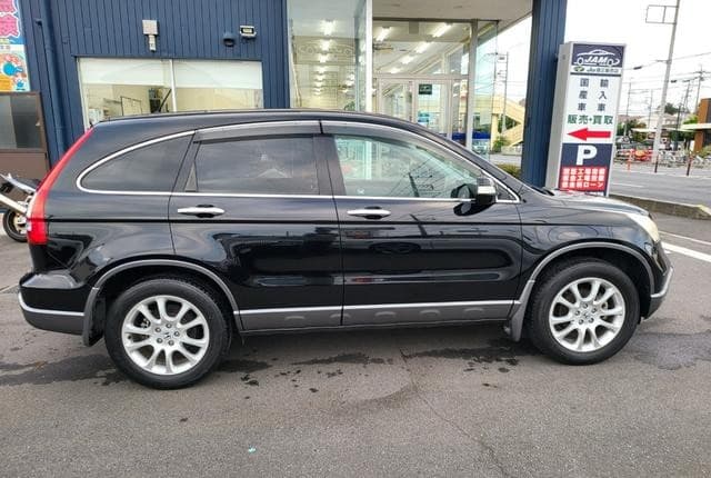 2010 Honda CR-V JDM car for sale — photo 18 of 25