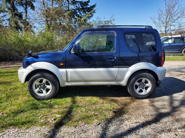 2008 Suzuki Jimny JDM car for sale — photo 4 of 23