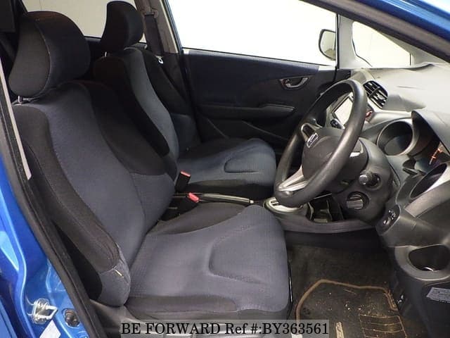 2010 Honda Fit JDM car for sale — photo 4 of 7