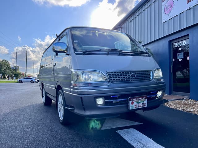 1996 Toyota HiAce JDM car for sale — photo 21 of 22