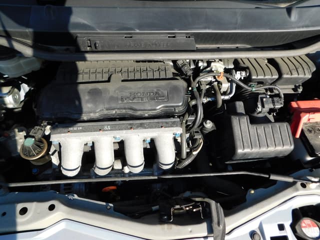 2009 Honda Fit JDM car for sale — photo 6 of 7