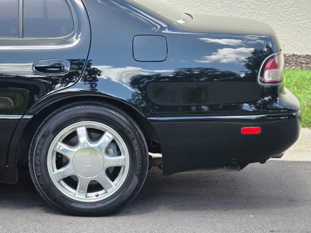1996 Toyota Aristo JDM car for sale — photo 12 of 25