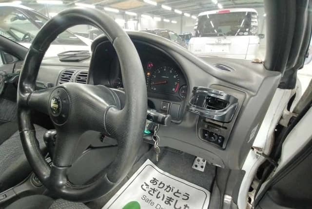 1996 Subaru Legacy JDM car for sale — photo 4 of 8