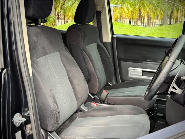 2009 Mitsubishi Delica JDM car for sale — photo 19 of 25