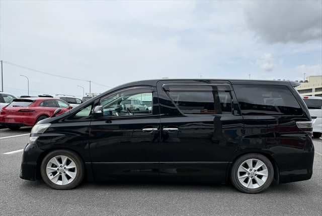 2008 Toyota Vellfire JDM car for sale — photo 6 of 25