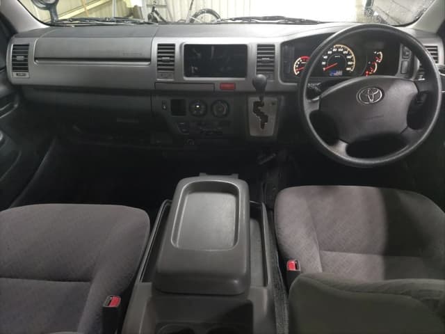 2008 Toyota HiAce JDM car for sale — photo 3 of 6